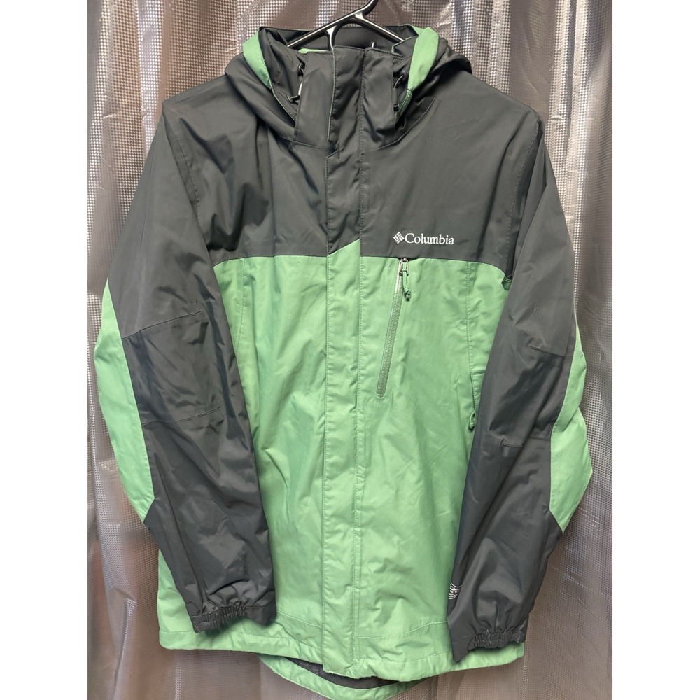 Men's Columbia Pouring Adventure ll Jacket SZ Small Green Black Hood Omni tech